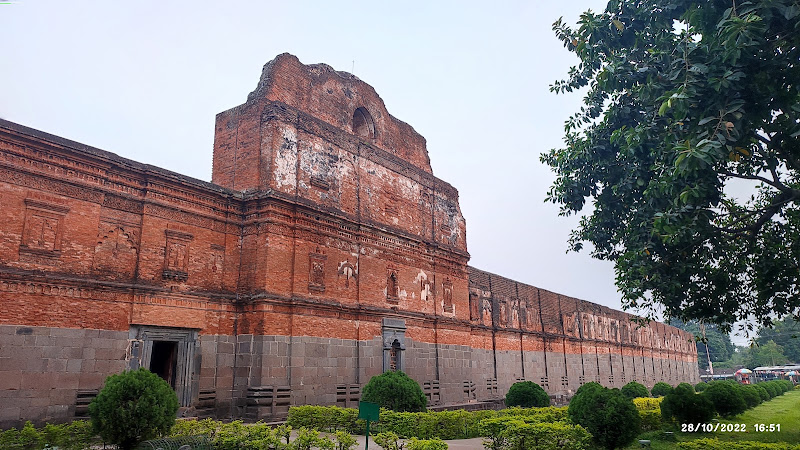 Adina Mosque