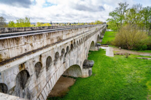 Agen aqueduct