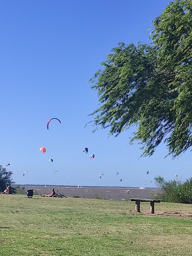 Águila Grande Fuera del Tiempo Park