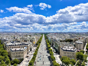 Av. des Champs-Élysées