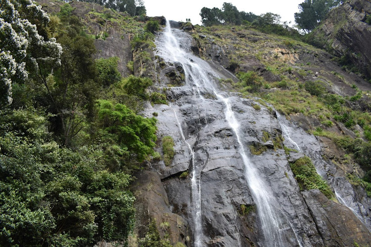 Bambarakanda Falls