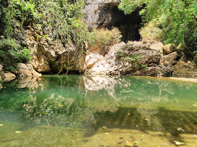 Biak-Na-Bato National Park – Entrance