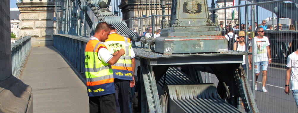 Guided visit of the royal palace of Queen Sisi Review