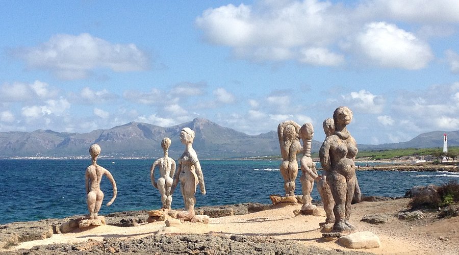 Sea sculptures in Can Picafort