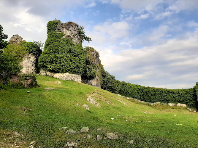 Castle of Rukhi