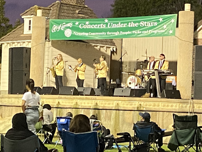 City of Cerritos Concerts Under the Stars