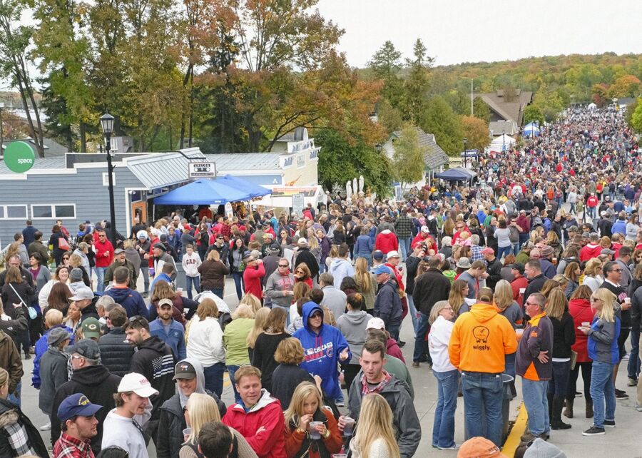 Door County fall festival jampacked with people