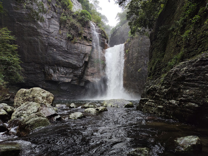 Dumbara Ella Waterfall