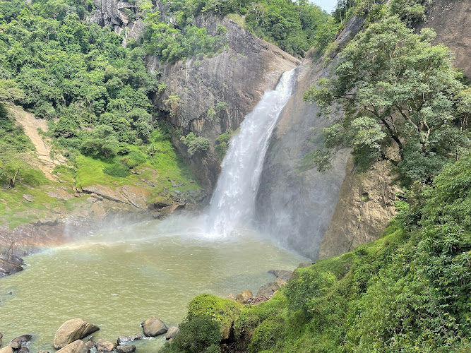 Dunhinda Waterfall