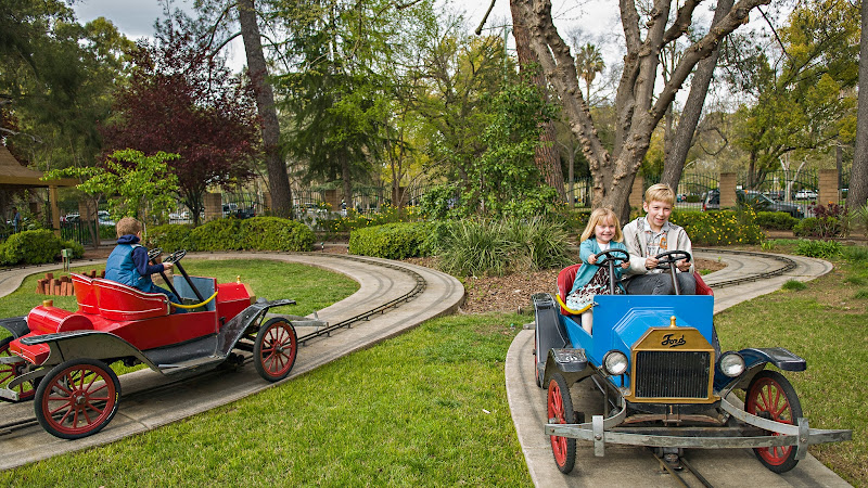 Funderland Amusement Park