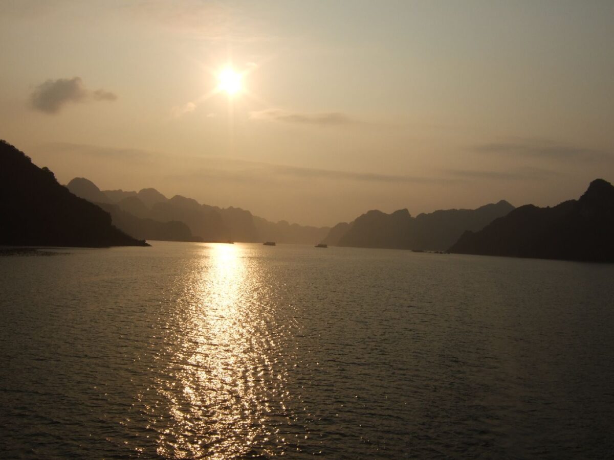 Ha Long Bay full-day shore excursion from Ha Long Port Review