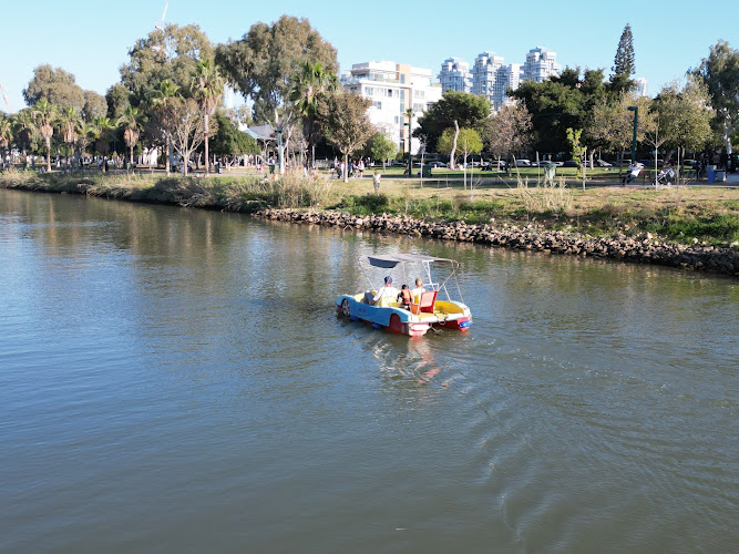 Hayarkon boats