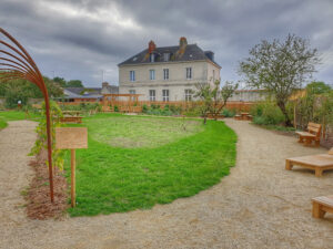 Hubertine-Auclerc Garden