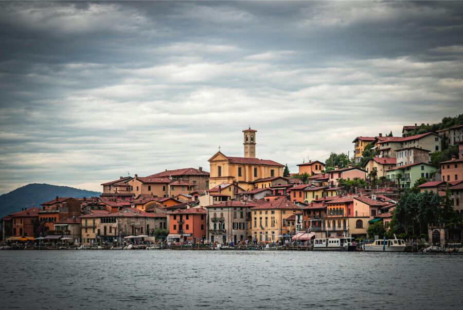 Beautiful scenery at Lake Iseo