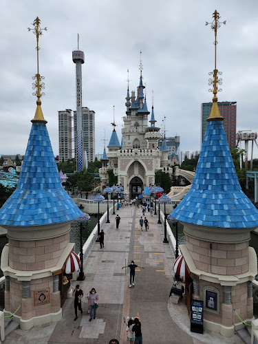 Lotte World Travel Forum Reviews