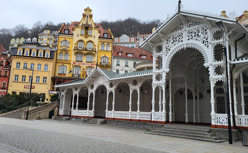 Market Colonnade