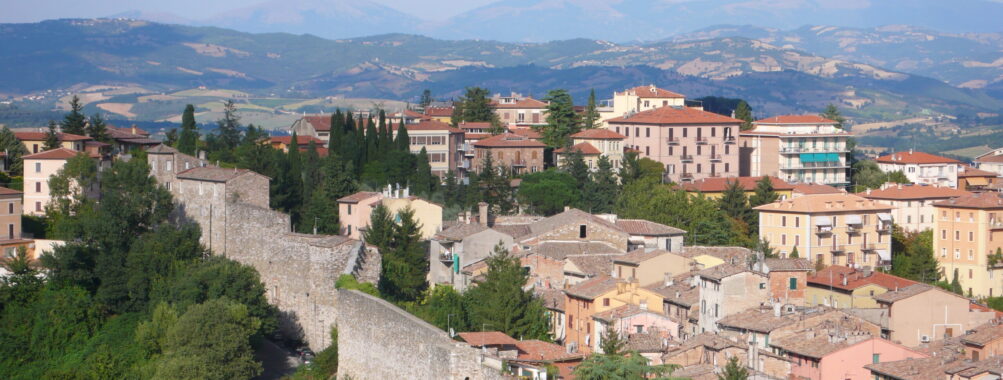 Full-day guided hiking tour Santa Scolastica with tasting Norcia Review