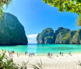 Phi Phi Don white beach