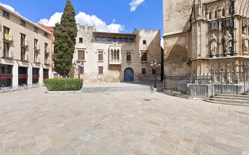 Plaça de Jaume I, 2