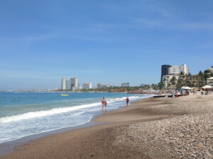 Playa Camarones