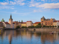 Prague 4-hour small group tour on self-balancing scooter and e-bike or e-scooter with pickup Review