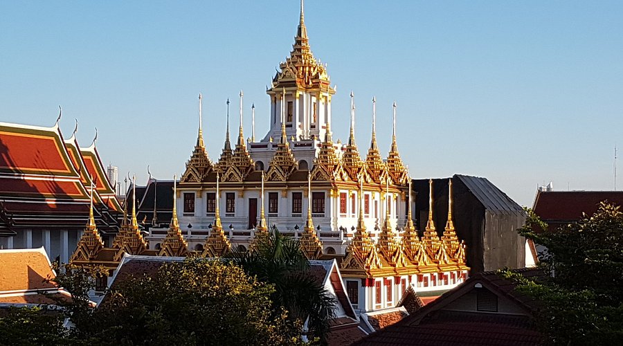 Ratanakosin temple