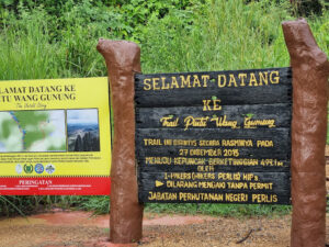 Trail Pintu Wang Gunung