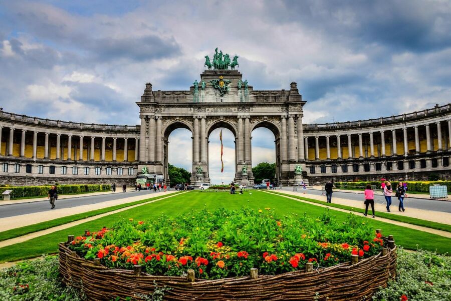 Triumphal Arch scenic view