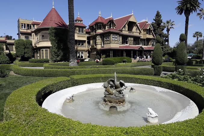 Winchester Mystery House