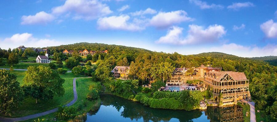 Panoramic view of the Big Cedar Lodge, Ridgedale in Missouri