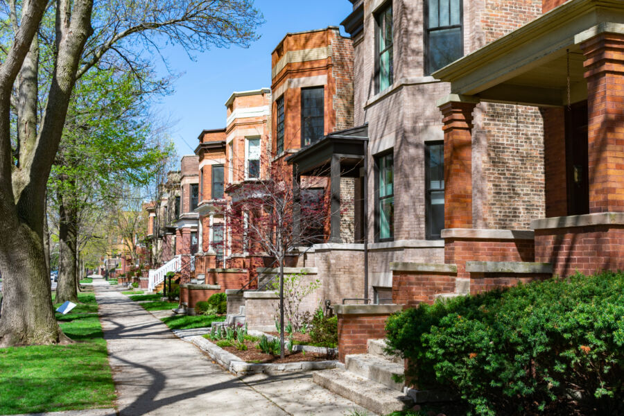 Row of old houses in Chicago's North Center neighborhood