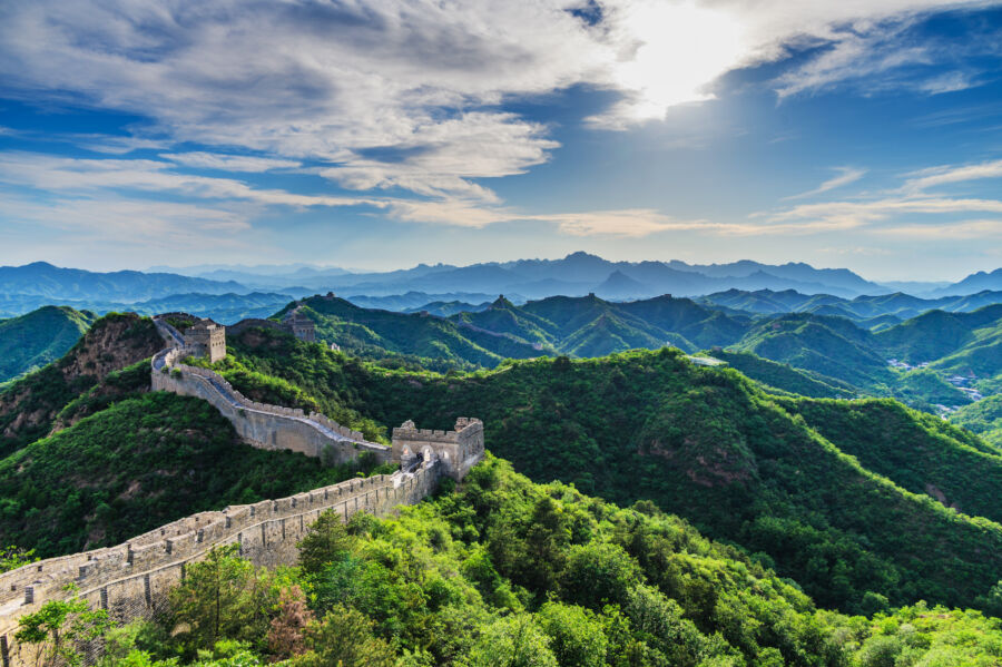 Traditional Chinese architecture featuring the Great Wall, showcasing the cultural significance of ancient city walls