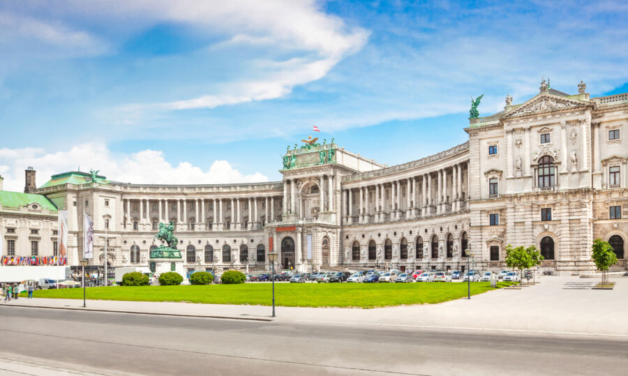 Panoramic view of Hofburg Palace and Heldenplatz in Vienna, showcasing historic architecture and expansive open space