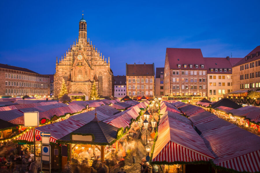 Stalls adorned with festive decorations at the Christmas market in Nürnberg, Germany