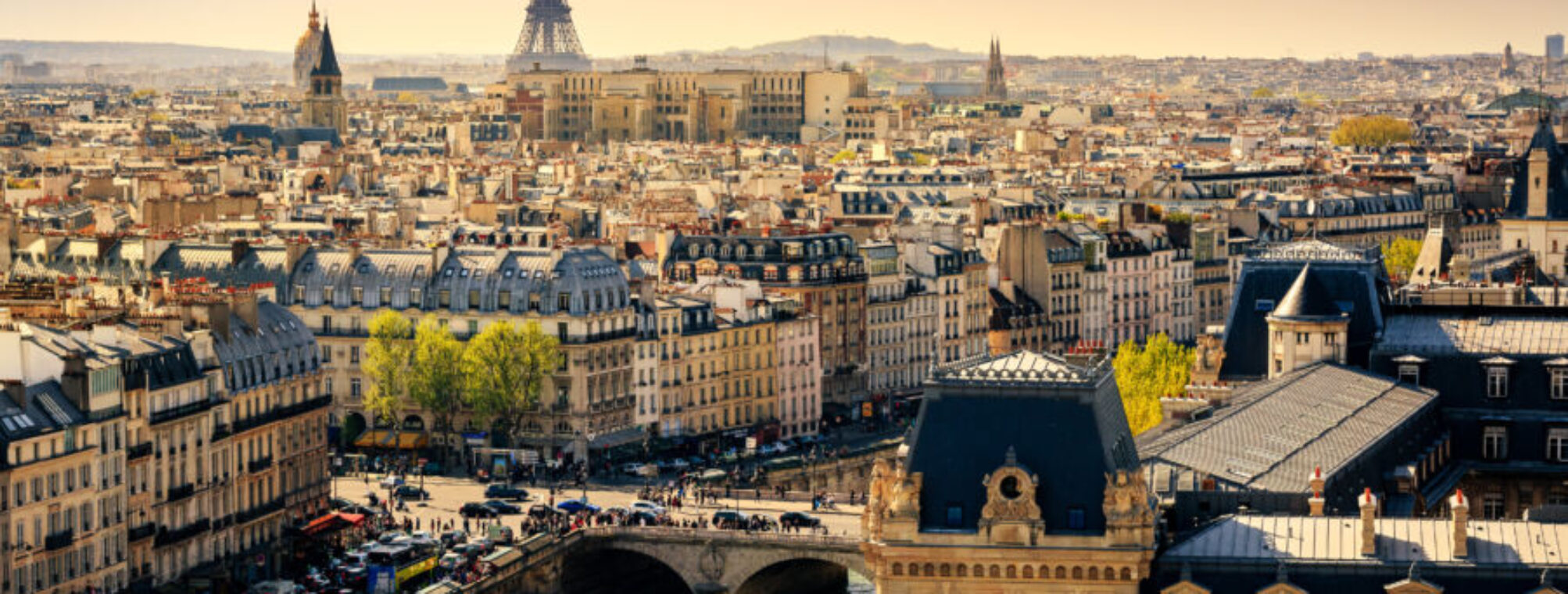 Paris Packing List Ultimate Guide for Your Getaway in 2025