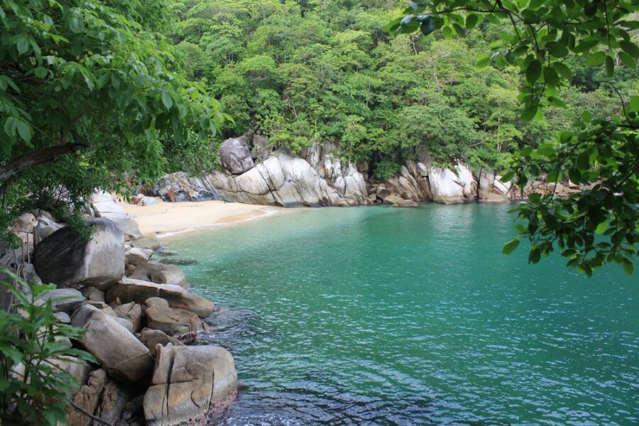 Playa colomitos