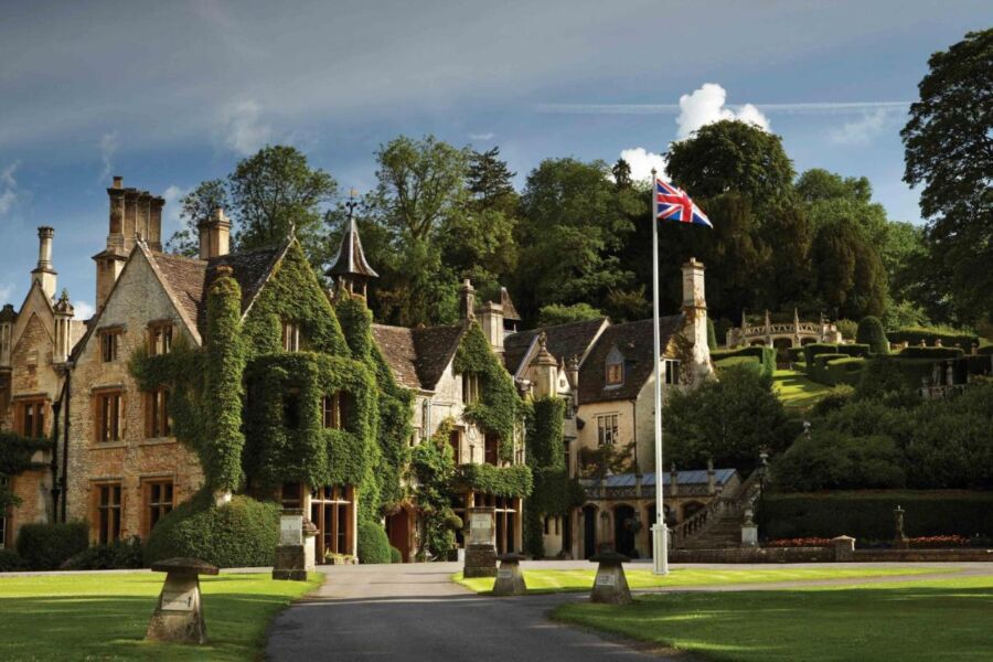 Exterior of the The Manor House Hotel and Golf Club